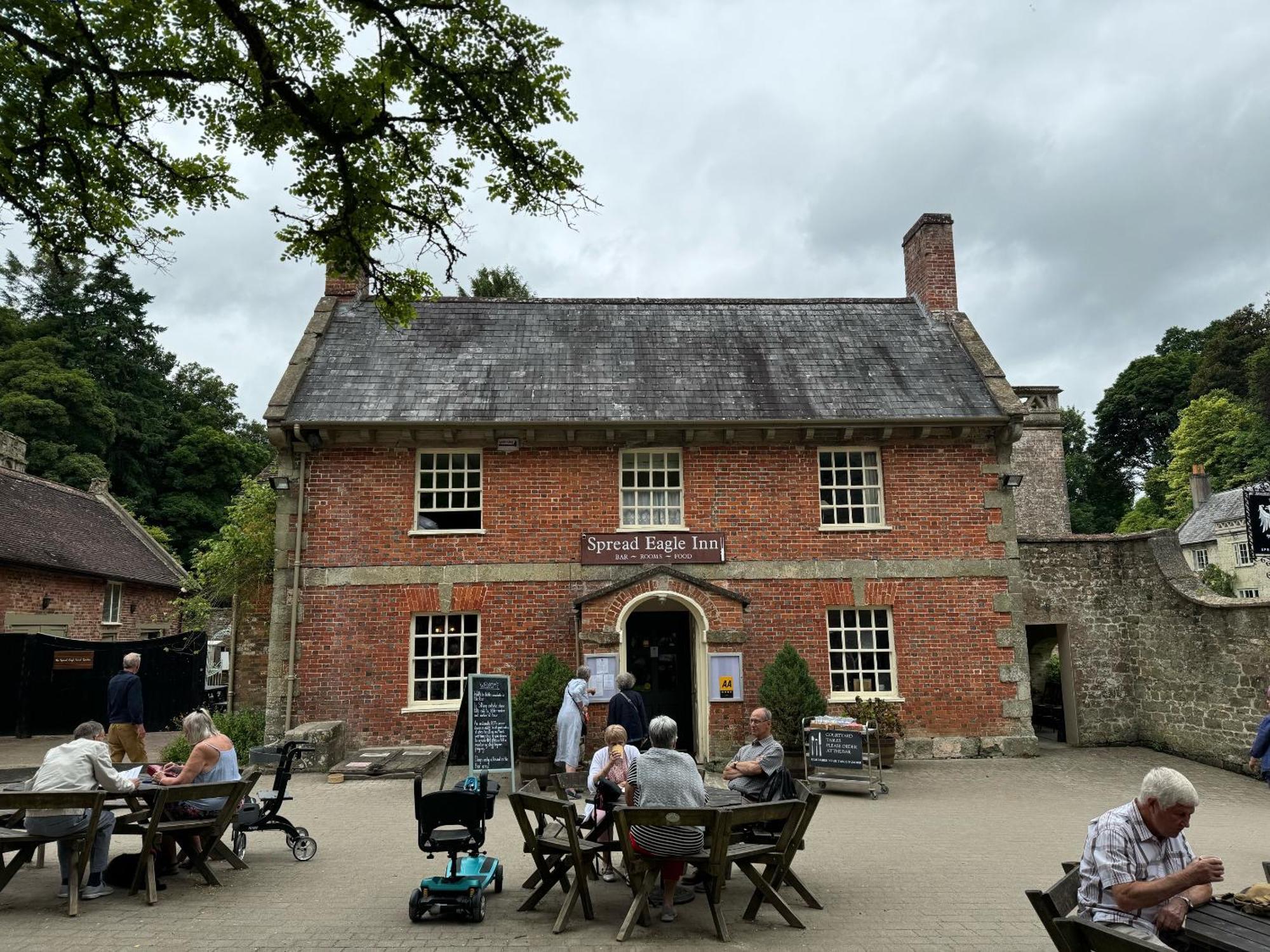 Spread Eagle Inn Stourton Exterior photo